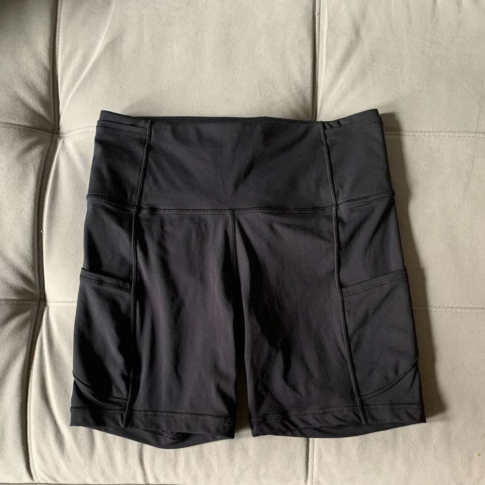 Fast and free high rise spandex short